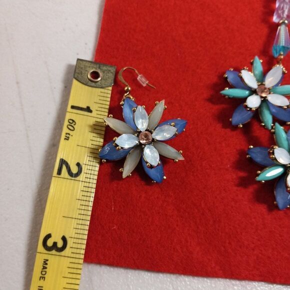 Statement Floral Necklace - Picture 6 of 10